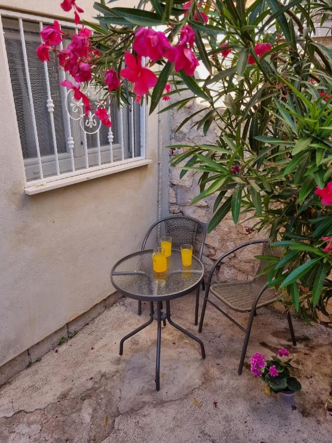 Oleander Apartments Сплит Экстерьер фото
